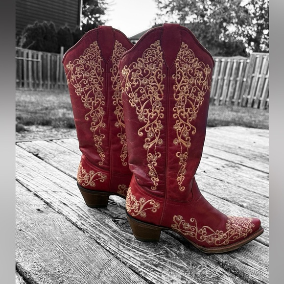 Corral Vintage Beautiful Scarlet Red Women’s Cowboy Boots - Picture 2 of 7